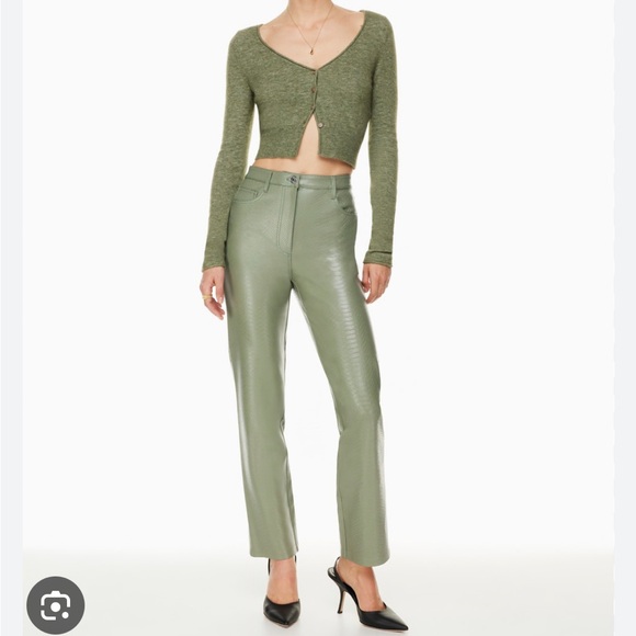 Aritzia Pants - ARITIZA The Melina Pant Cropped Size 6 NWT
